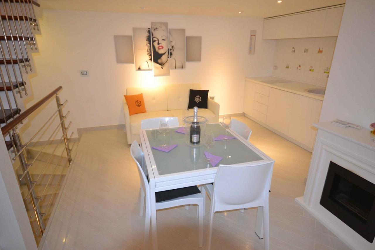 Golden Bay Bed and Breakfast Trani Buitenkant foto