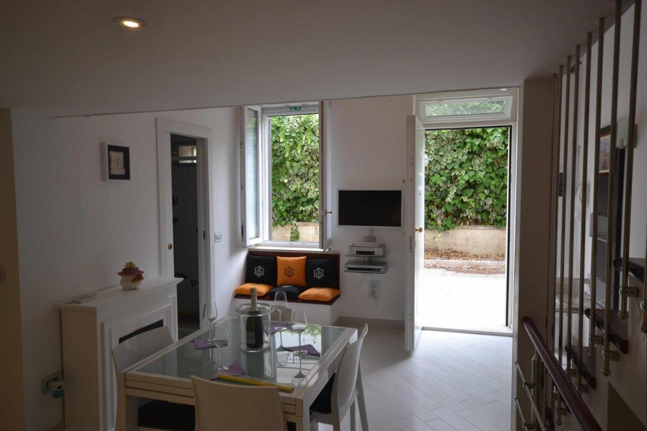 Golden Bay Bed and Breakfast Trani Buitenkant foto