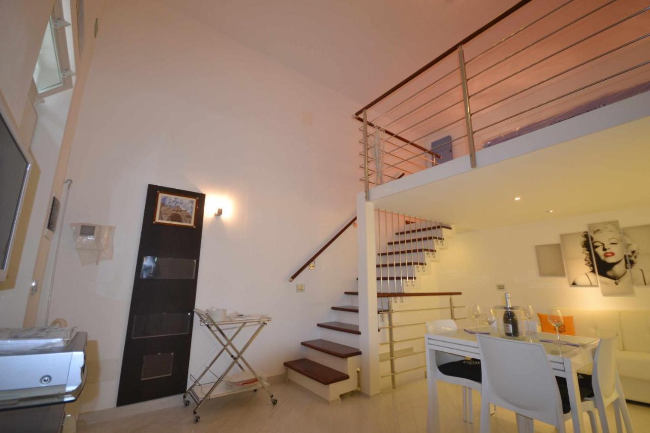Golden Bay Bed and Breakfast Trani Buitenkant foto